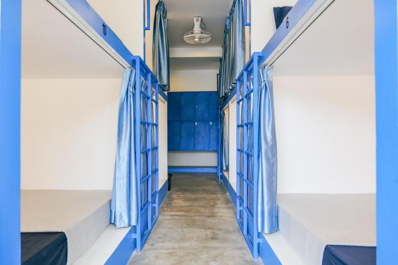 Queentown Hostel Siem Reap Exterior photo